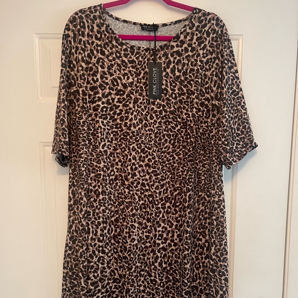 NWT Leopard T-shirt dress
